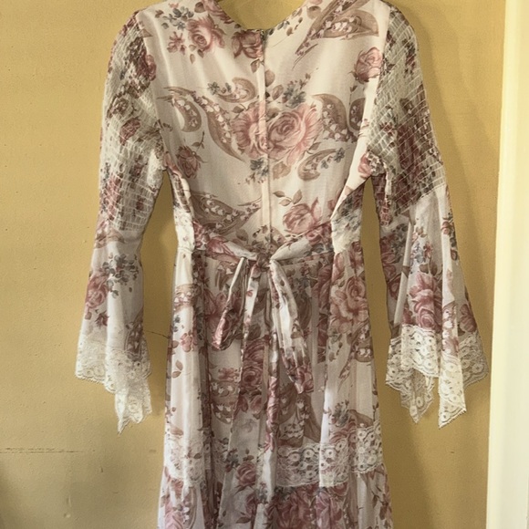 🌹🌹VANTAGE DRESS - Picture 4 of 8